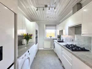 Photo 7- click for photo gallery